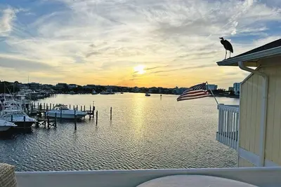 Image de Sandpiper Cove Unit 2229 2 Bed 2 Bath With Harbor View and Free Beach Setup