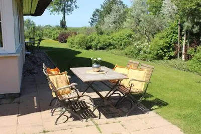 Image de Ferienwohnung Unter Reet und mit Terrasse Direkt Hinter der DĂĽne