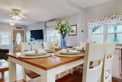 Image de Sand Life #1 by Bayley Vacation Rentals