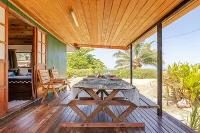 Image de Bungalow Hiana - vue lagon avec plage privée