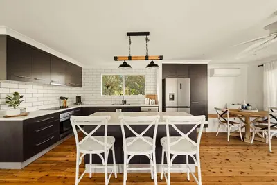 Image de \"Coponia House\" – Seconds to the Beach