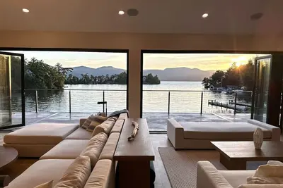Image de Lake George Waterfront Paradise Dock Slip
