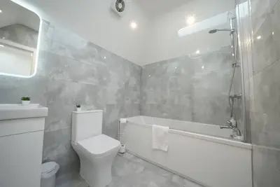Image de Serene Oasis 5mins from Heathrow Airport - Free Parking