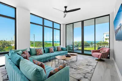 Image de Baha Bliss | Chic New Condo with Ocean Views, Designer Decor & Resort Amenities