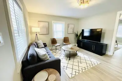 Image de Canton Cottage - Cozy 2 Bedroom Retreat