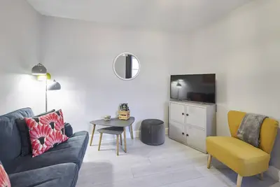 Host & Stay | Dodds Lane
