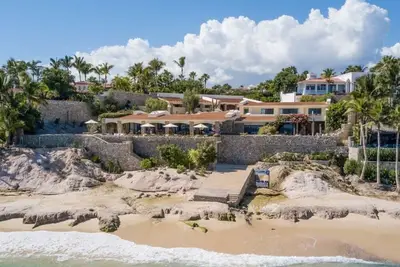 Image de Beachside Paradise: Heated Pool, Sunsets, Bbq