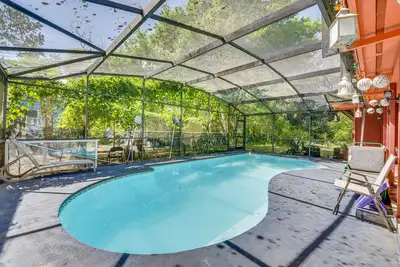 Image de Oasis w/ Grill & Pool ~ 16 Mi to Orlando!