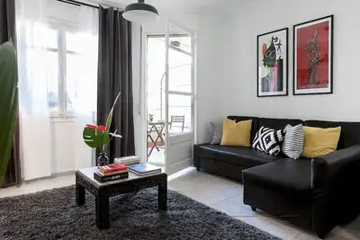 Image de Prime Eixample Hideaway 6 Guests with Balcony by MyRentalHost