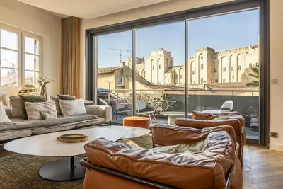 Image de Penthouse d’exception — vue Palais • clim • terrasse • parking inclus