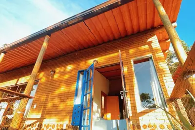 Casa Mohini: Deck Para Montanha e Lareira. Piscina Natural e Templo a 5 min