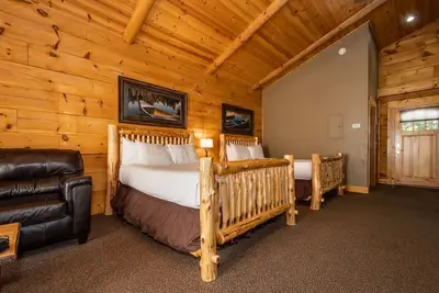 Image de Mountainside Cabin 40r-Hot Tub, Dog Friendly