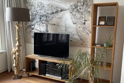 Image de Bright, sunny two bdrm apartment walking distance to the canals of Amsterdam