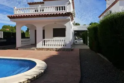 Image de 2casas+piscina Privada Cada Casa 8 Pers Miamiplaya
