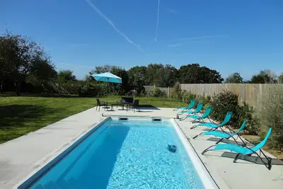 Image de Les Grandes Landes - Piscine privée - Grand jardin