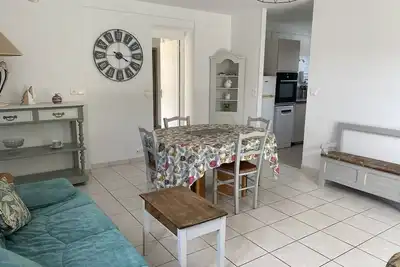 Image de Charmant Appartement à Proximité de la Plage et du Centre!