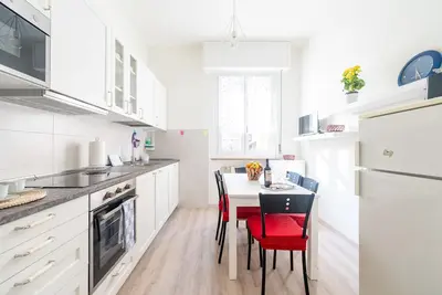 Oltretorrente Hospital Apartment