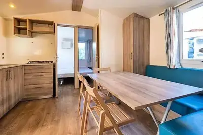Image de Mobil-home | Classic | 3 Ch. | 6 pers. | Terrasse surélevée