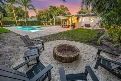 Image de Samadhi: Outdoor Paradise, Work-Friendly, & Near Beach!