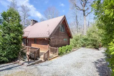 Image de The Heartwood - game room, fire pit, privacy