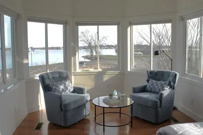 Image de Beautiful lakeside view of Buckeye Lake! 5 minutes from all popular amenities.