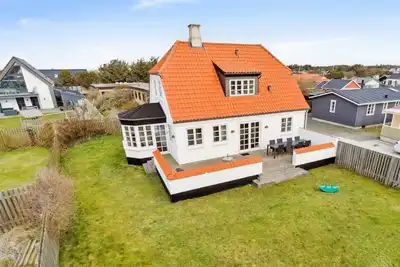 Image de \"Birtir\" - 200m from the sea by Interhome