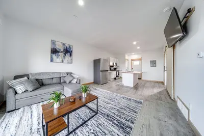 Image de 4 Mi to Lake Erie: Condo in Golf Community