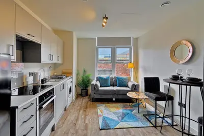 Renaissance 4: 1 Bedroom Apartment in Southport