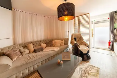 Image de Magnifique habitation avec bains à remous