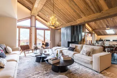 Image de Appartement spacieux avec hammam et parking, proche des pistes à Méribel