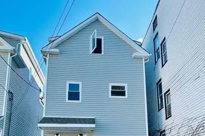 Image de Cozy 2-bedroom apartment with WiFi, Ac in Irvington