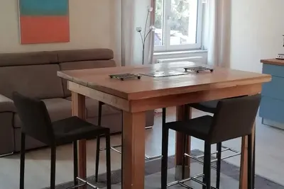 Image de Au calme, à 3mm de Colmar, appartement dans maison