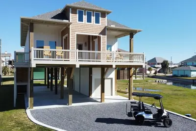 Image de 500 ft to beach~Beautiful~Golf Cart~Fire~For 14