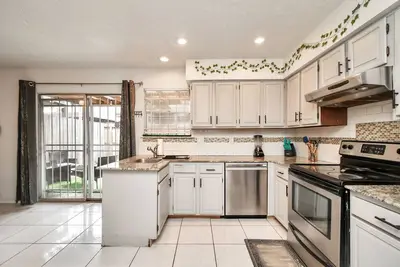 Image de 5 Beds - Patio and Games Near Downtown