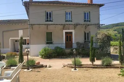 Image de Le Cocon de Famille - Julienas