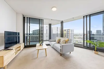 Image de Charming & Peaceful - 2br Apt in Wentworth Point