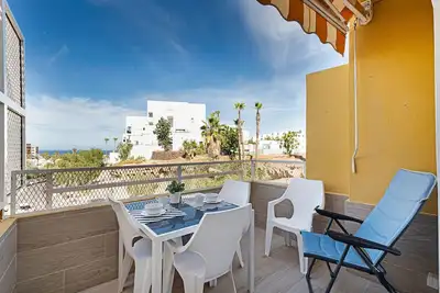 Image de Appartement de vacances 'Orlando 314' avec vue sur la mer, piscine partagée et Wi-Fi