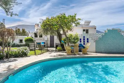 Image de Maison de vacances \"El Nido\" avec piscine, vue sur la montagne et Wi-Fi