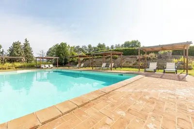 Image de Ferme 'Agriturismo Selvoli - Il Bruco' avec piscine partagée et Wi-Fi