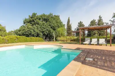 Image de Ferme 'Agriturismo Selvoli - La Scuola' avec piscine partagée, Wi-Fi et climatisation