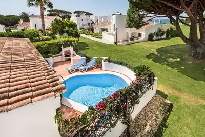 Image de Villa 'Mng Elliott37' avec piscine privée, Wi-Fi et climatisation
