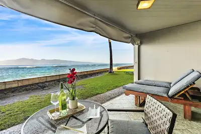 Image de Tranquil studio with amazing ocean views