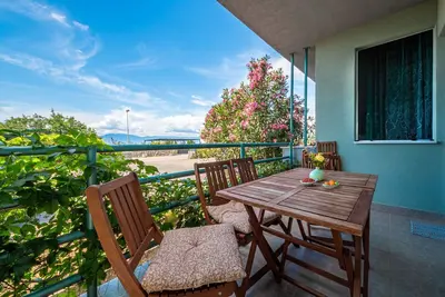 Image de Appartement Alenka by Interhome