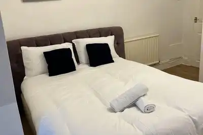 Image de Leicester Aprt-Sleeps3-Db-Tv-Wifi