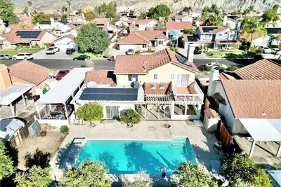 Image de Serenity, Poolside Oasis with Scenic Mountain Views