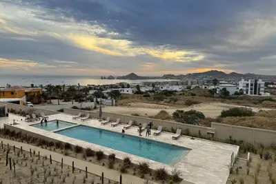 Image de Best Sunsets in Cabo with filtered water throughout unit