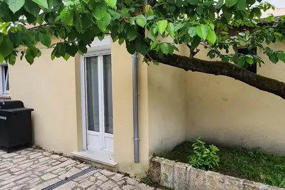 Image de Studio dépendance quartier tres calme proche de Paris
