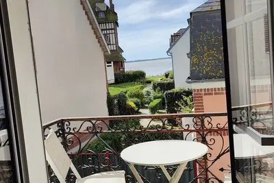 Maison vue sur la baie de Somme avec garage