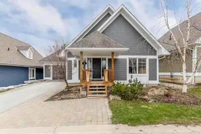Image de Blue Mountains Luxury Bungalow Chalet: Beach, Biking, Hiking, and Golf nearby.