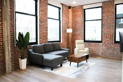 Image de Downtown Birmingham 1-Bedroom Loft